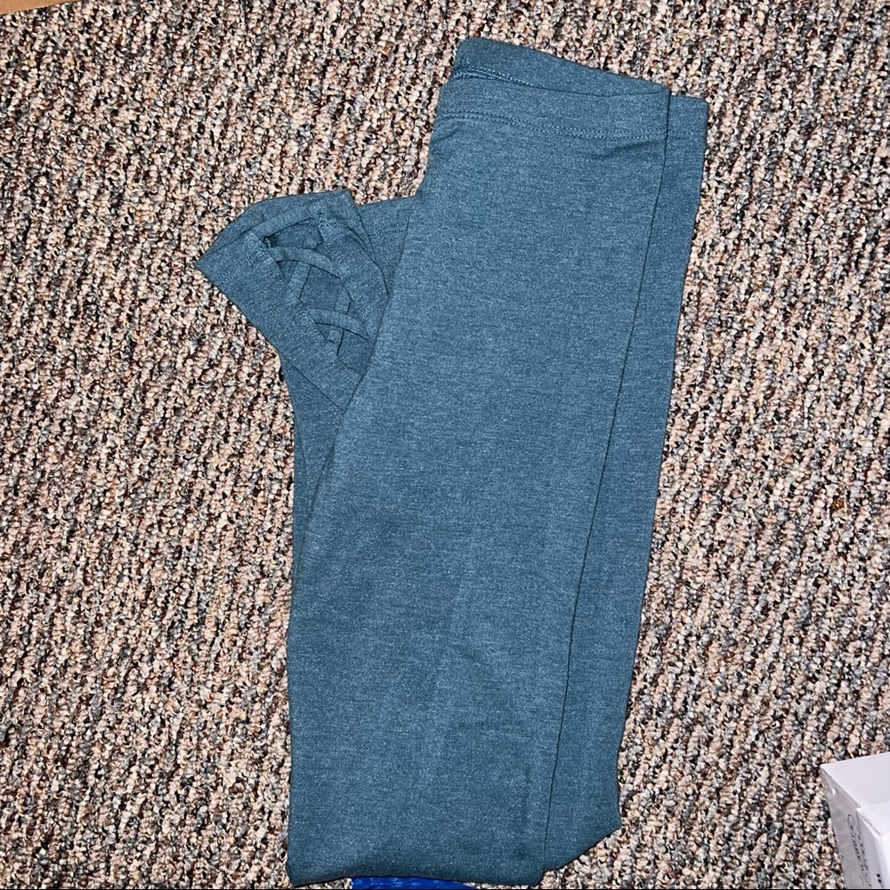 5 for $25 💕Girls leggings